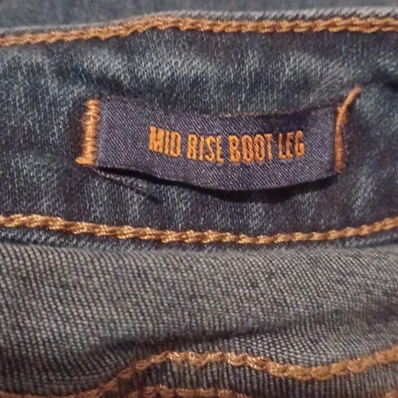 JAG jeans midrise boot leg sz. 14R Dark wash.
10” rise. 29” inseam 16”waist - Picture 9 of 11